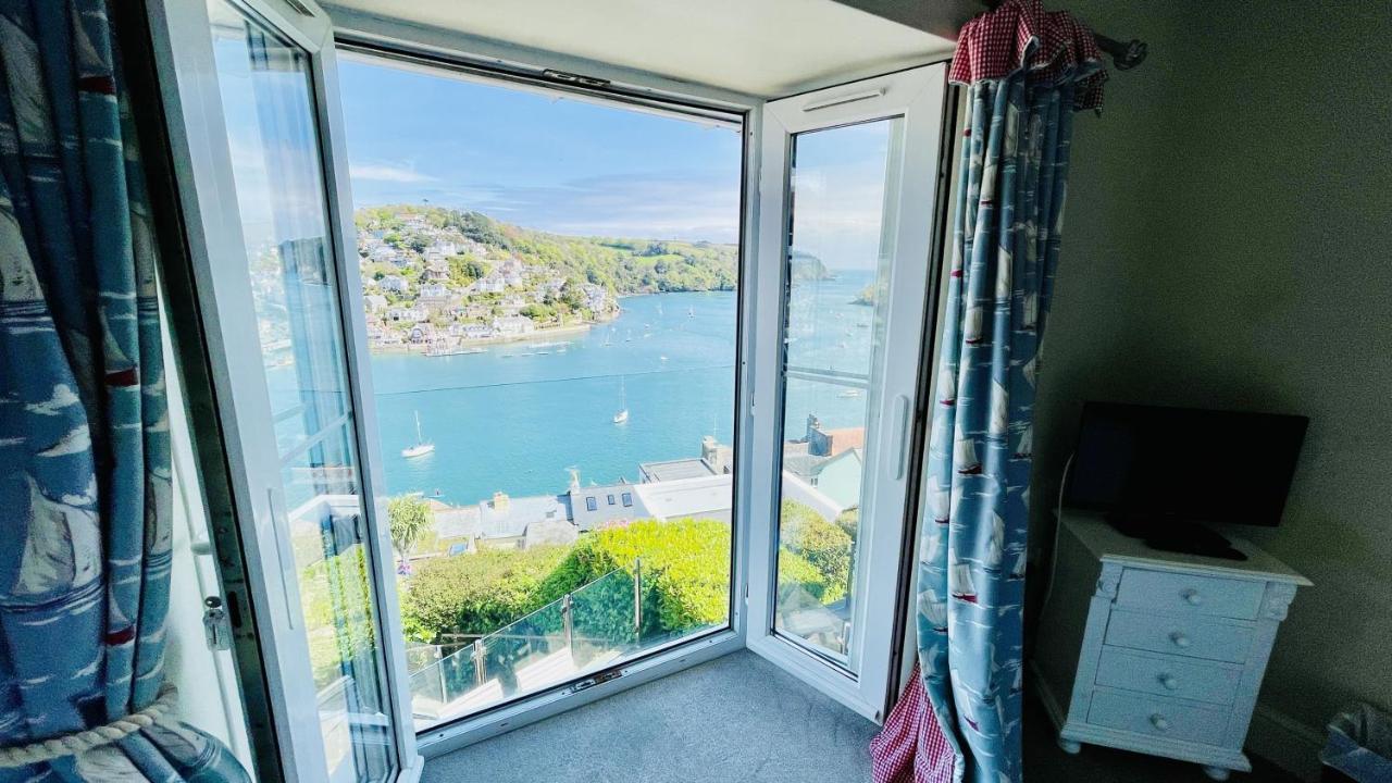 Out To Sea - Stunning Views, Elevated Position With Onsite Parking Villa Dartmouth Kültér fotó